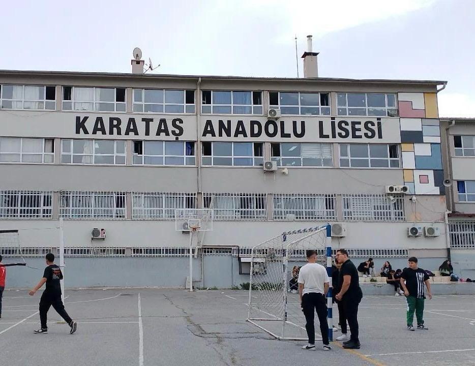 HİJYENİK BİR OKULDA EĞİTİM GÖRMEK İSTİYORUZ